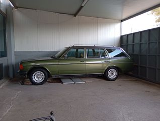Mercedes-Benz 300 1985 W123