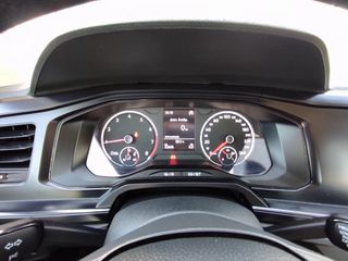 Volkswagen Polo 2019 COMFORTLINE-thumb-14