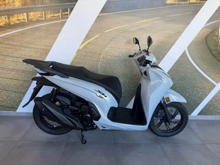 Honda SH 350i 2026