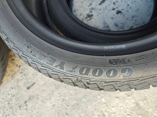 2TMX GOODYEAR VECTOR 4 SEASONS 225/45/17-thumb-3