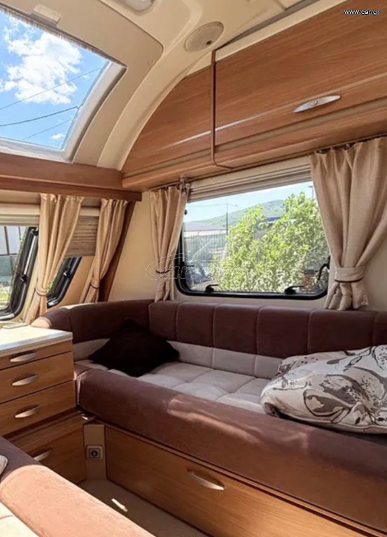 Τροχόσπιτο 2013 Swift Corniche