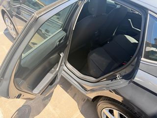 Volkswagen Polo 2021 1.0 MPI TRENDLINE-thumb-11