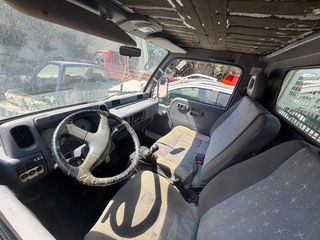 Ανατροπή Nissan 2003 CABSTAR-thumb-2