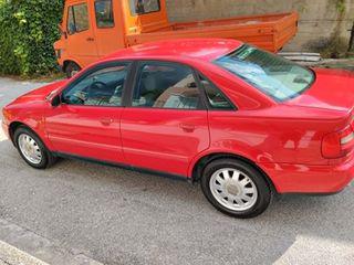 Audi A4 2001 1.8-thumb-1