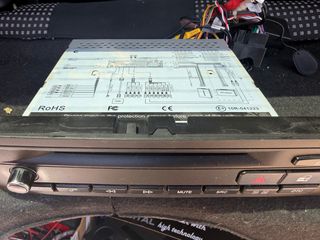 ΓΝΗΣΙΑ ΟΘΟΝΗ ΚΑΙ CD ΤΗΣ BMW116 MOD 2004-2013