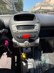 Toyota Aygo 2007-thumb-8