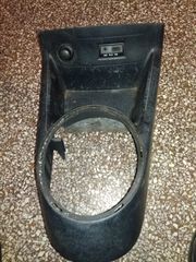 ΚΟΝΣΟΛΑ ΜΕ ΑΝΑΠΤΗΡΑ ΚΑΙ AUX USB HYUNDAI I20 96120-1J000