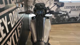 Harley Davidson Pan America 2025 ST Απόκτησε τη δική σου Harley με χρηματοδότηση ως 72 μήνες-thumb-6