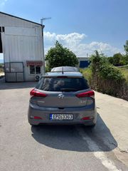 Hyundai i 20 2017-thumb-10