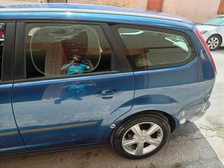 Ford Focus 2007-thumb-6