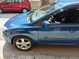 Ford Focus 2007-thumb-7
