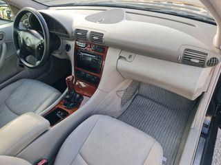 Mercedes-Benz C 200 2002-thumb-15
