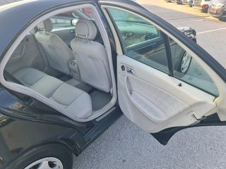 Mercedes-Benz C 200 2002-thumb-16