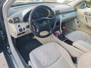 Mercedes-Benz C 200 2002-thumb-10