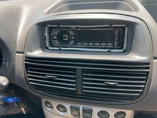 FIAT PUNTO SPORTING-thumb-12