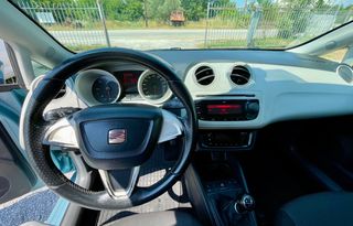 Seat Ibiza 2010 STYLE-thumb-8