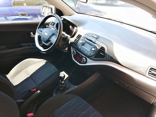 Kia Picanto 2016 1.0 Dream Team-thumb-16