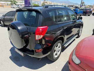 Toyota RAV 4 2006-thumb-6