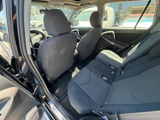 Toyota RAV 4 2006-thumb-16