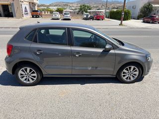 Volkswagen Polo 2014 1.4 TDI BLUEMOTION-thumb-9