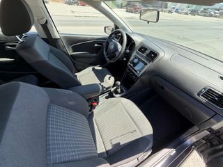Volkswagen Polo 2014 1.4 TDI BLUEMOTION-thumb-12