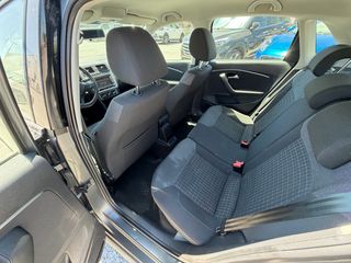 Volkswagen Polo 2014 1.4 TDI BLUEMOTION-thumb-16