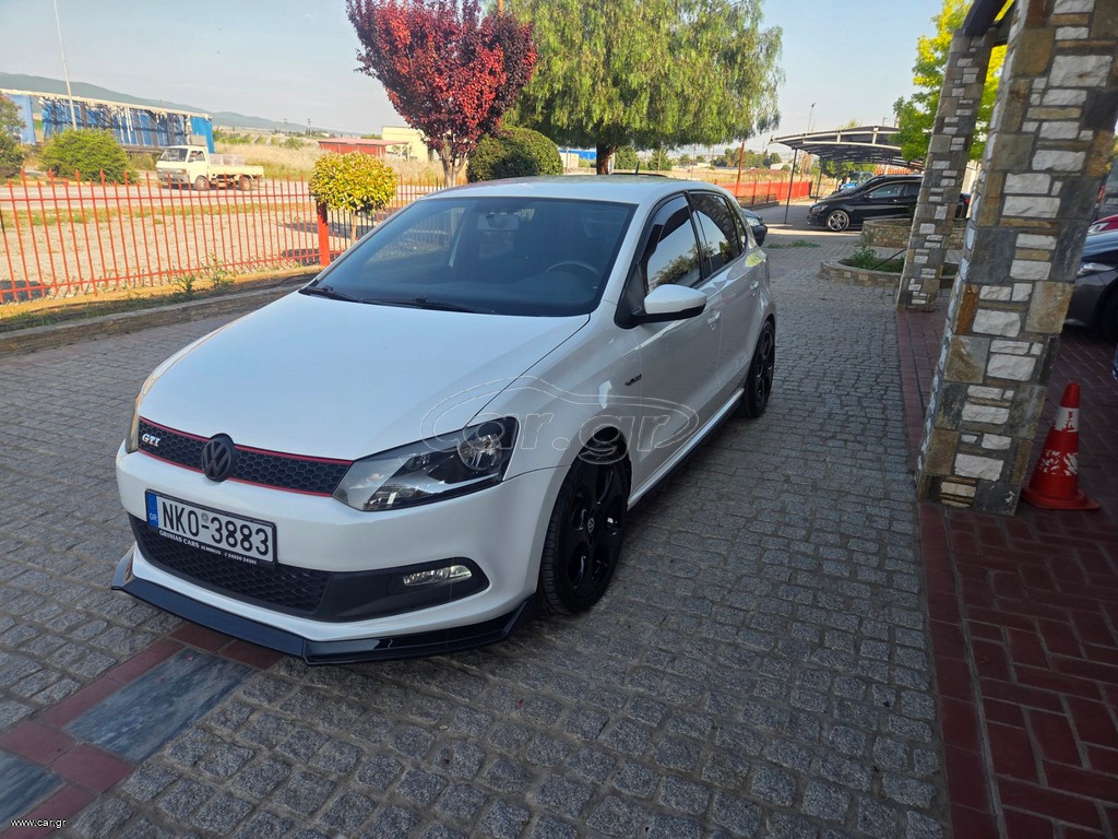 Volkswagen Polo 2011 GTI DSG (7-GEAR)