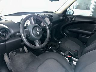 Mini Cooper D Countryman 2014-thumb-9