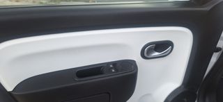 Renault Twingo 2019 SCE 75 LIMITED-thumb-24