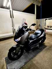 Yamaha XMAX 300 2017-thumb-3