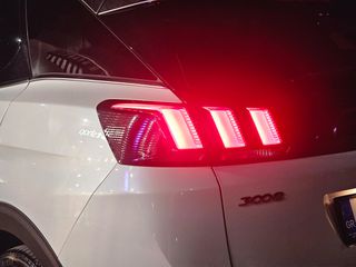 Peugeot 3008 2019 GT LINE PANORAMA AUTOMATIC-thumb-30