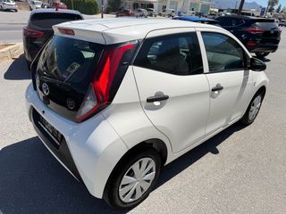 Toyota Aygo (X) 2021-thumb-6