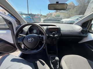 Toyota Aygo (X) 2021-thumb-16