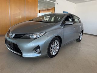 Toyota Auris 2014