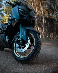Yamaha XMAX 300 Tech Max 2022-thumb-1