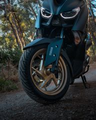 Yamaha XMAX 300 Tech Max 2022-thumb-3