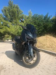 Yamaha XMAX 300 Tech Max 2022-thumb-5