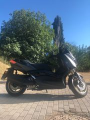 Yamaha XMAX 300 Tech Max 2022-thumb-6