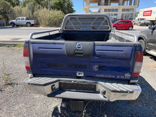 Nissan Navara 2003 D22 4X4 2.5DI TURBO DIESEL-thumb-3