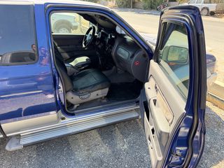 Nissan Navara 2003 D22 4X4 2.5DI TURBO DIESEL-thumb-7