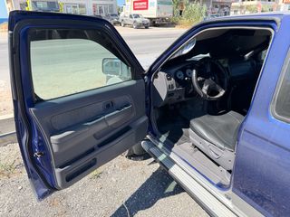 Nissan Navara 2003 D22 4X4 2.5DI TURBO DIESEL-thumb-10