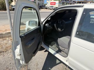 Ford Ranger 2004-thumb-14