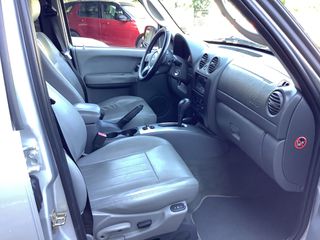 Jeep Cherokee 2008-thumb-15
