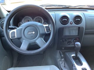 Jeep Cherokee 2008-thumb-18