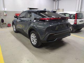Toyota C-HR 2025 C-ULT ΕΤΟΙΜΟΠΑΡΑΔΟΤΟ!!-thumb-3