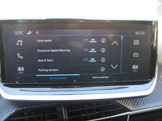 Peugeot 208 2025 1.2 PURETECH STYLE-thumb-9