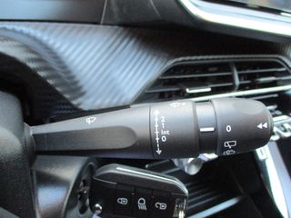 Peugeot 208 2025 1.2 PURETECH STYLE-thumb-13