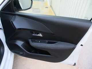 Peugeot 208 2025 1.2 PURETECH STYLE-thumb-26