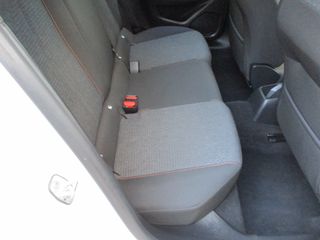 Peugeot 208 2025 1.2 PURETECH STYLE-thumb-31