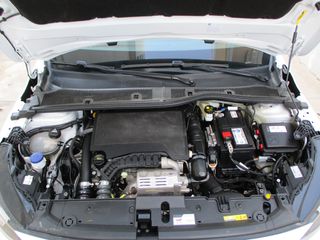 Peugeot 208 2025 1.2 PURETECH STYLE-thumb-36